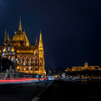 02,SE135,DP,Hungarian_Parliament_and_Buda_Castle.jpg