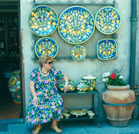 02,SE167,DP,Orvieto_Saleslady.jpg
