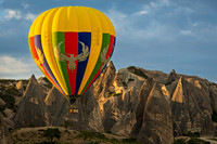 02,SE135,DP,Fairy_Chimneys_and_Balloon.jpg