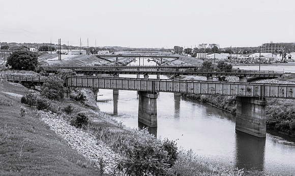 01,SE154,DB,Bridges_on_the_Floyd.jpg