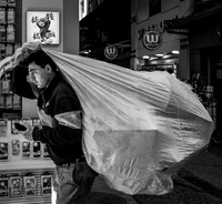 01,SE135,DB,Heavy_Load_in_the_Bazaar.jpg
