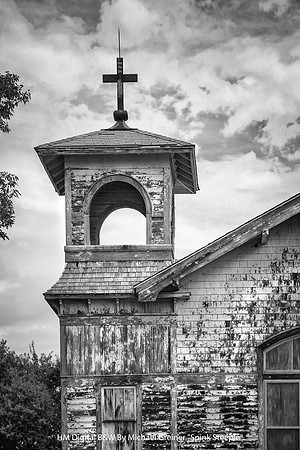 HM Digital B&W By Michael Greiner "Spink Steeple"