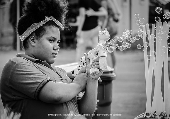 HM Digital B&W By Gary Dickson - "I'm Forever Blowing Bubbles"